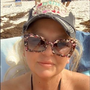 Meet your Seller/Buyer!😃